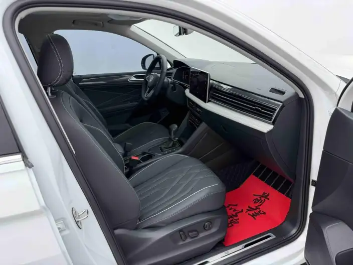 Volkswagen Tiguan L 2023 Model 330TSI 2WD R-Line Enjoy the version more – фото 16