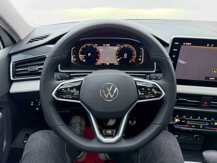 Volkswagen Tiguan L 2023 Model 330TSI 2WD R-Line Enjoy the version more – фото 22