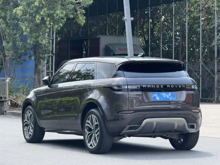 Range Rover Evoque 2023 Model Aurora L 249PS R-Dynamic Deluxe Edition – фото 4