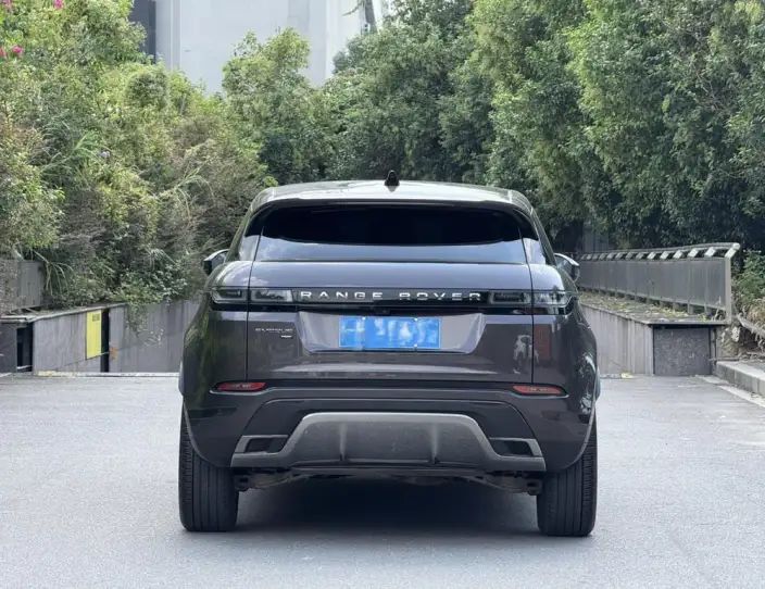 Range Rover Evoque 2023 Model Aurora L 249PS R-Dynamic Deluxe Edition – фото 5