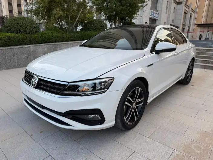 Volkswagen Lamando 2021 Model 280TSI DSG Comfort Edition – фото 1