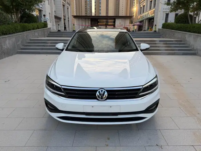 Volkswagen Lamando 2021 Model 280TSI DSG Comfort Edition – фото 2