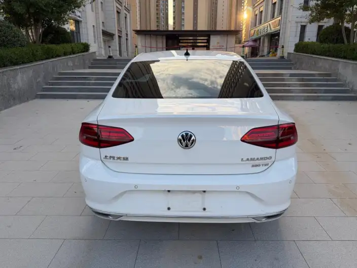 Volkswagen Lamando 2021 Model 280TSI DSG Comfort Edition – фото 5