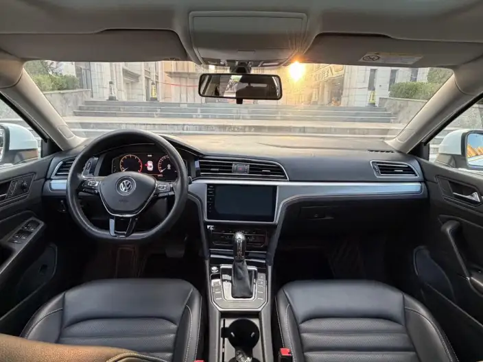 Volkswagen Lamando 2021 Model 280TSI DSG Comfort Edition – фото 7