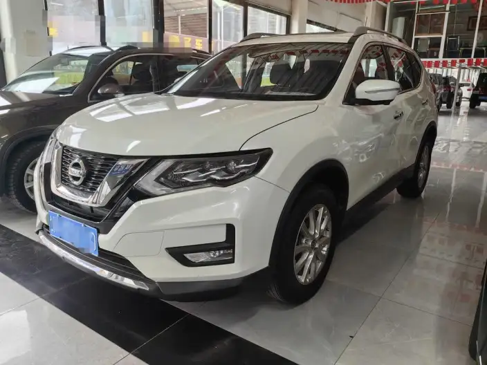 Nissan X-Trail 2020 Model 2.0L CVT Smart Connect Exclusive Edition 2WD – фото 1