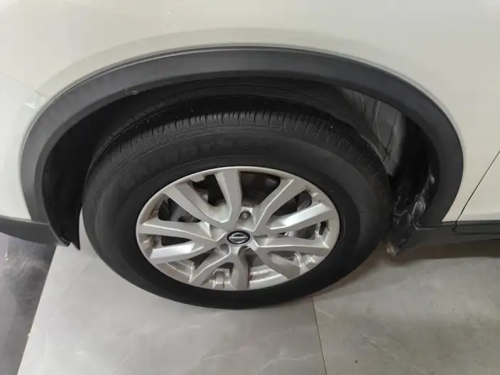 Nissan X-Trail 2020 Model 2.0L CVT Smart Connect Exclusive Edition 2WD – фото 4