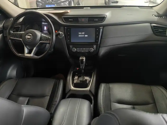 Nissan X-Trail 2020 Model 2.0L CVT Smart Connect Exclusive Edition 2WD – фото 6