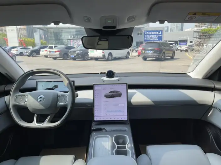 NIO ET5 2024 Model 75kWh – фото 11