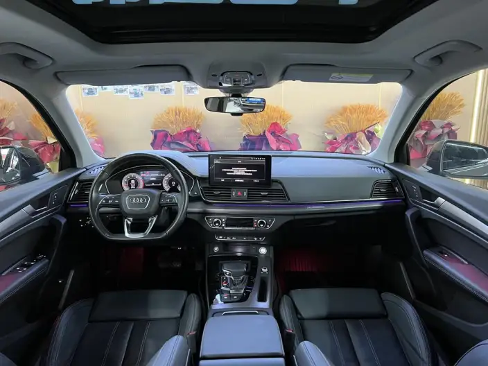 Audi Q5L 2022 Model 40T Luxury Dynamic Model – фото 9