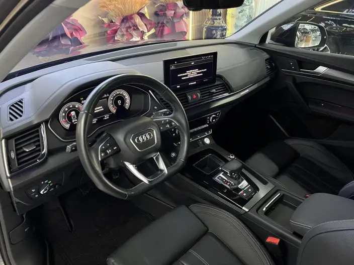 Audi Q5L 2022 Model 40T Luxury Dynamic Model – фото 12