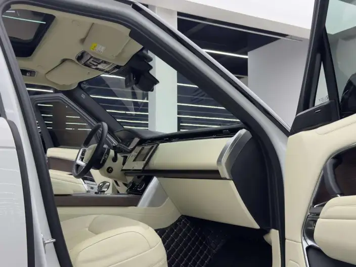 Range Rover 2023 Model Facelift 3.0 L6 400PS Shengshi Extended Edition – фото 18
