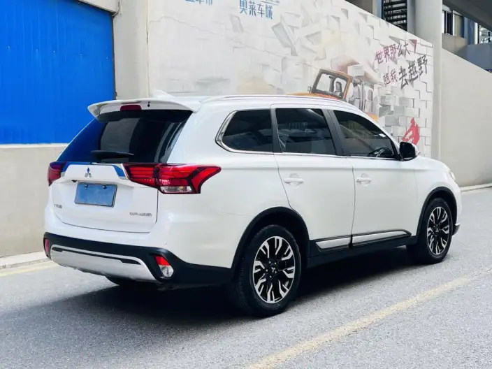 Mitsubishi Outlander 2020 Model 2.0L 2WD Changxiang Edition 5 seat – фото 6