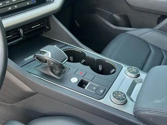 Volkswagen Touareg 2021 Model 2.0TSI Pilot Special Edition – фото 10