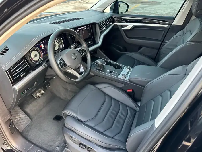 Volkswagen Touareg 2021 Model 2.0TSI Pilot Special Edition – фото 13
