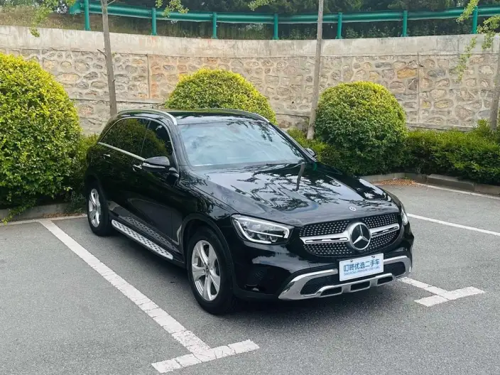 Mercedes-Benz GLC 2020 Model Facelift GLC 260 L 4MATIC Dynamic Model – фото 3