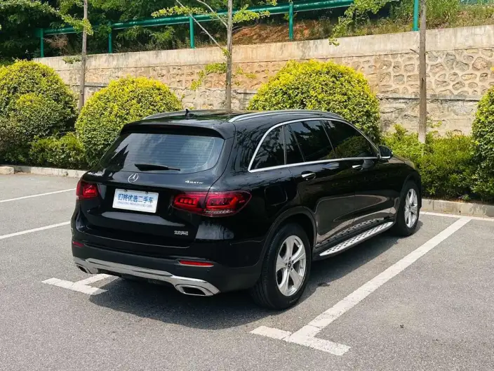 Mercedes-Benz GLC 2020 Model Facelift GLC 260 L 4MATIC Dynamic Model – фото 6