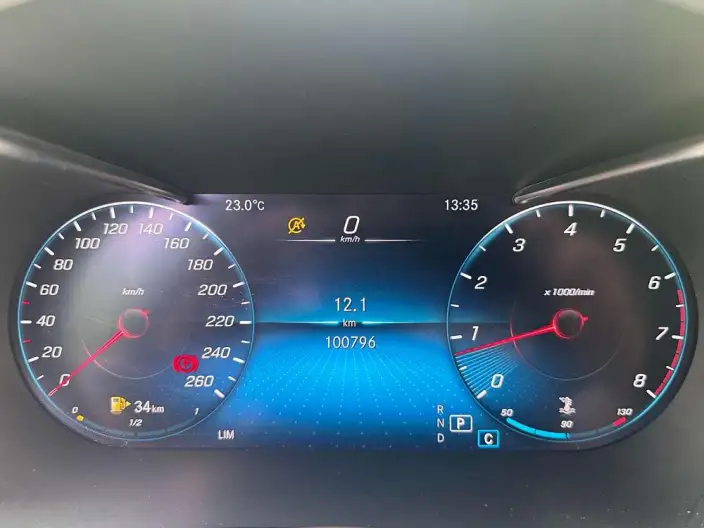 Mercedes-Benz GLC 2020 Model Facelift GLC 260 L 4MATIC Dynamic Model – фото 15