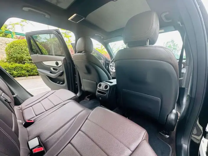Mercedes-Benz GLC 2020 Model Facelift GLC 260 L 4MATIC Dynamic Model – фото 24
