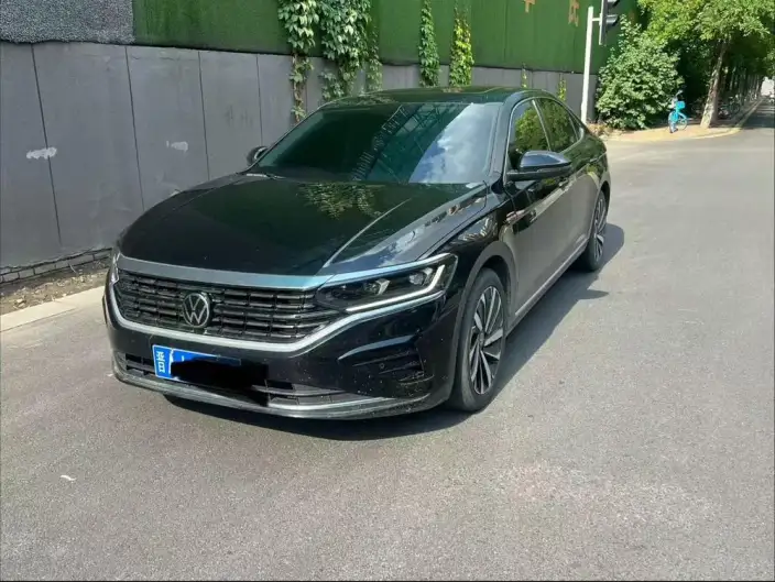 Volkswagen Passat 2023 Model 330TSI Elite Edition – фото 1
