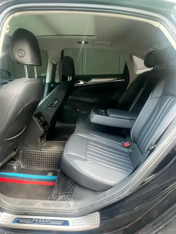 Volkswagen Passat 2023 Model 330TSI Elite Edition – фото 9