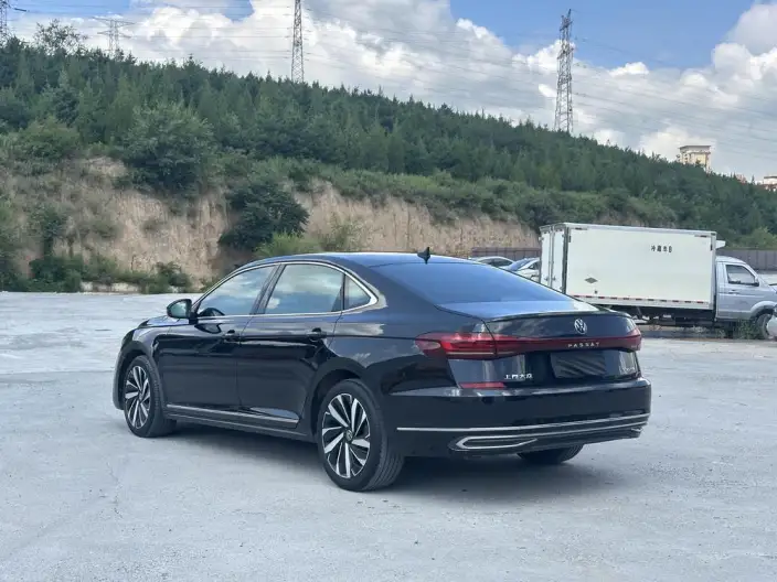 Volkswagen Passat 2022 Model 330TSI Starry sky Elite Edition – фото 4