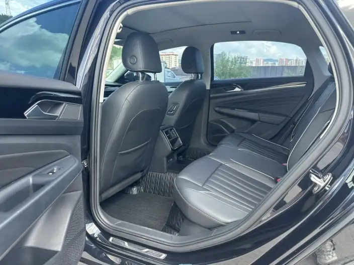 Volkswagen Passat 2022 Model 330TSI Starry sky Elite Edition – фото 9