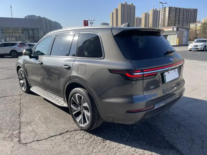 Li Auto ONE 2021 Model Extended Range 6 seat Edition – фото 4