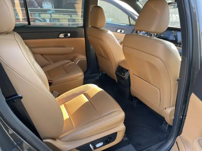 Li Auto ONE 2021 Model Extended Range 6 seat Edition – фото 13