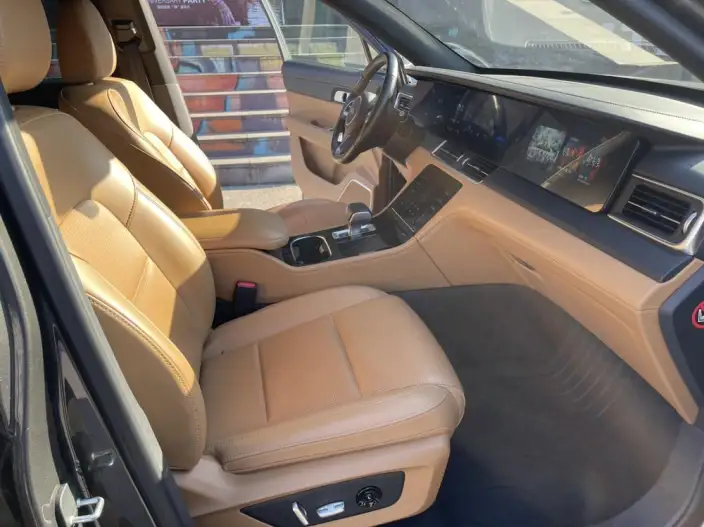 Li Auto ONE 2021 Model Extended Range 6 seat Edition – фото 18