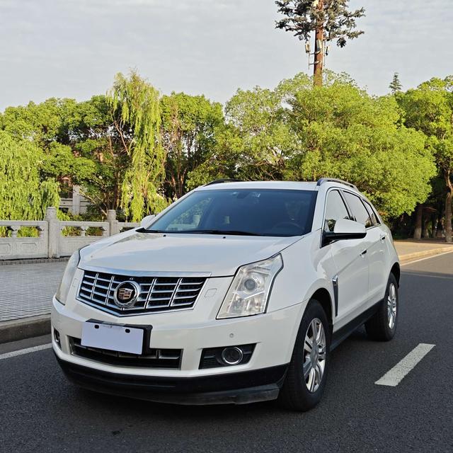 Cadillac SRX 2014 модификация 3.0L Luxury