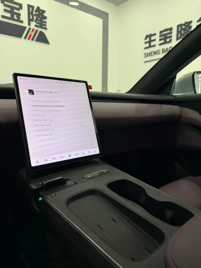 NIO ET5 2024 Model 75kWh – фото 9