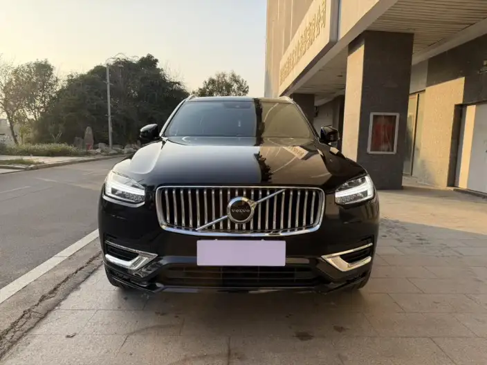Volvo XC90 2021 Model B5 Zhixing Deluxe Edition 5 seat – фото 2