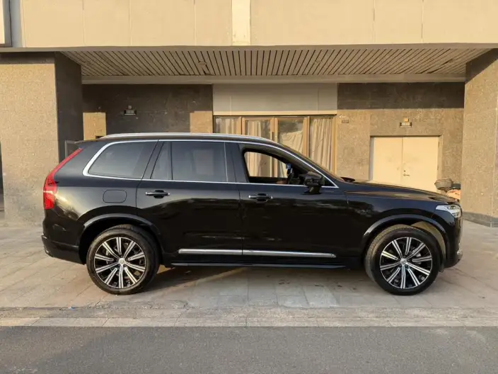 Volvo XC90 2021 Model B5 Zhixing Deluxe Edition 5 seat – фото 8