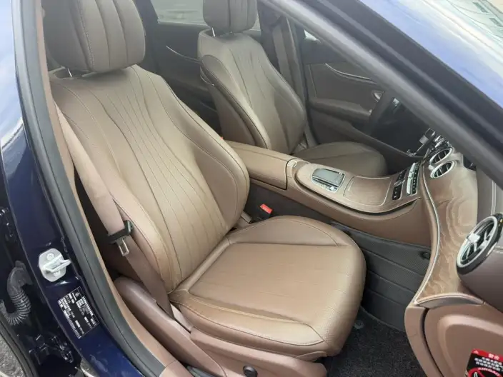 Mercedes-Benz E-Class 2020 Model E 300 L Fashion Model – фото 9
