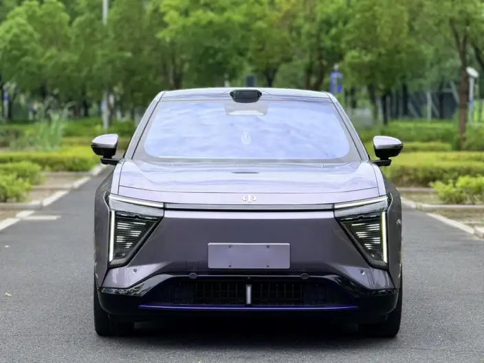 HiPhi HiPhi Y 2023 Model 560km Pioneer Edition – фото 2