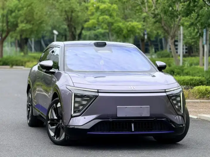 HiPhi HiPhi Y 2023 Model 560km Pioneer Edition – фото 3