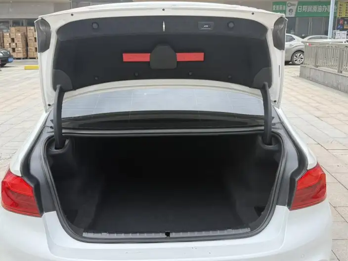 BMW 5 Series 2020 Model 530Li Leading Model M Sports Set – фото 26
