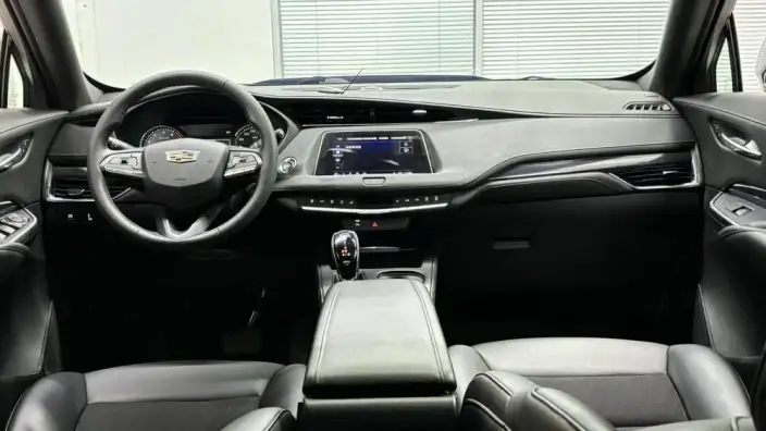 Cadillac XT4 2022 Model 28T 2WD Fashion Model – фото 9