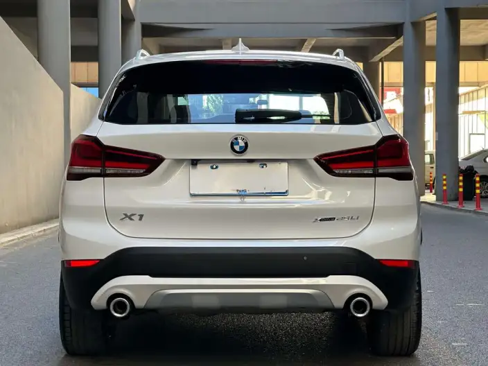 BMW X1 2022 Model xDrive25Li Exclusive Model – фото 4