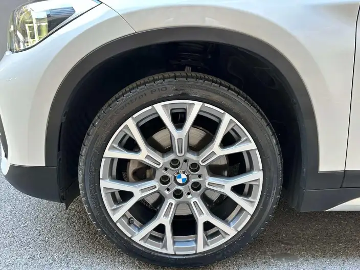BMW X1 2022 Model xDrive25Li Exclusive Model – фото 7