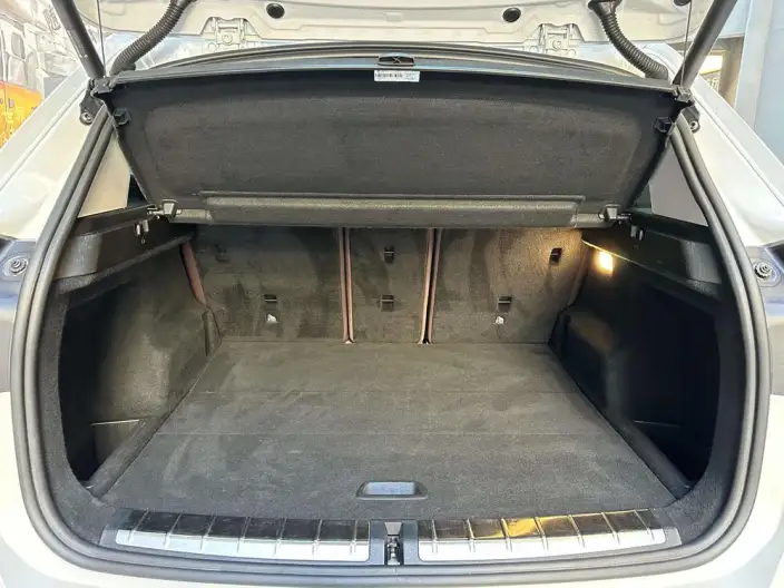 BMW X1 2022 Model xDrive25Li Exclusive Model – фото 16