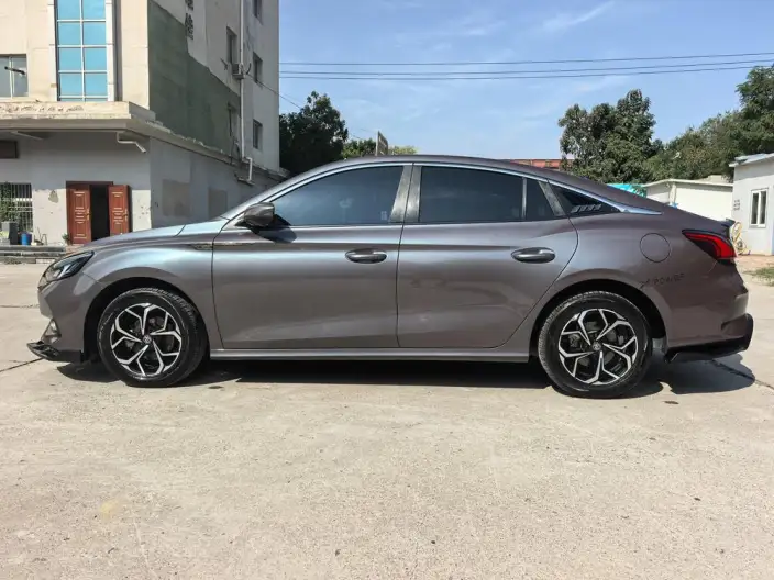 MG5 2023 Model 180DVVT CVT Youth Deluxe Edition – фото 4