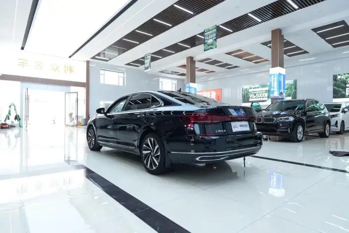 Volkswagen Passat 2023 Model 330TSI Starry sky Premium Edition – фото 4