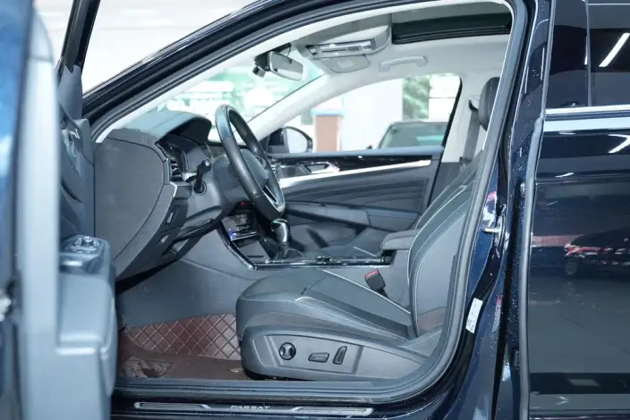 Volkswagen Passat 2023 Model 330TSI Starry sky Premium Edition – фото 19