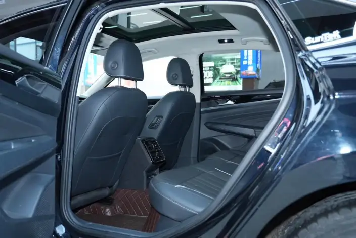Volkswagen Passat 2023 Model 330TSI Starry sky Premium Edition – фото 20