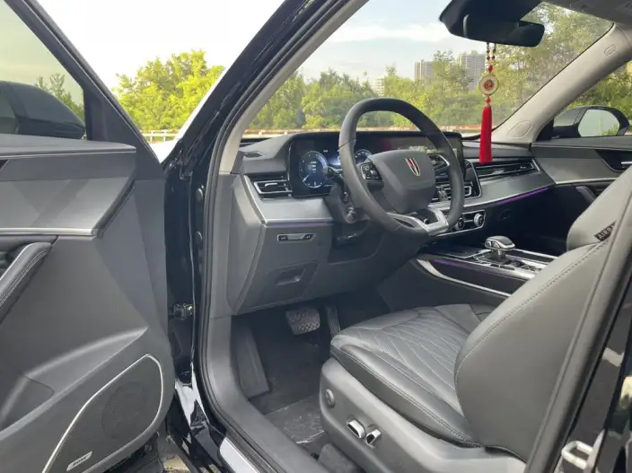 Hongqi HS5 2023 Model 2.0T Flag Xiang Pro Edition – фото 32