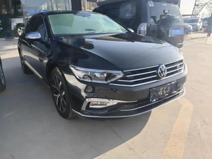 Volkswagen Magotan 2020 Model 330TSI DSG Leading Model – фото 3