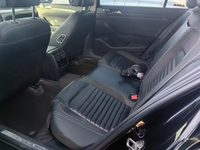 Volkswagen Magotan 2020 Model 330TSI DSG Leading Model – фото 12