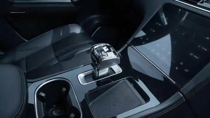 Li Auto ONE 2020 Model Extended Range 7 seat Edition – фото 5
