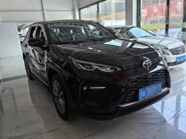 Toyota Wildlander 2020 Model 2.0L 4WD Premium Edition – фото 3